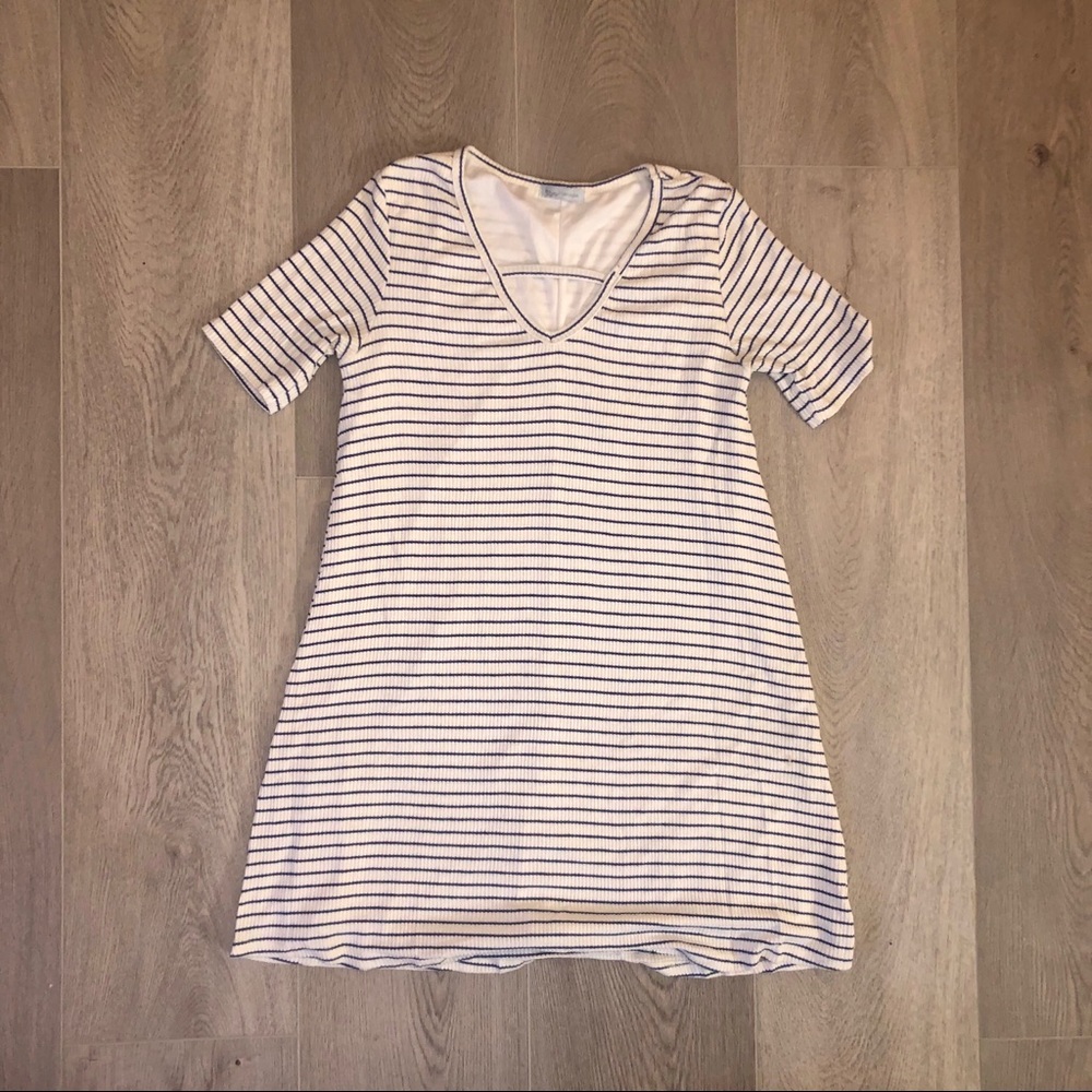 Francesca’s | Shift Dress